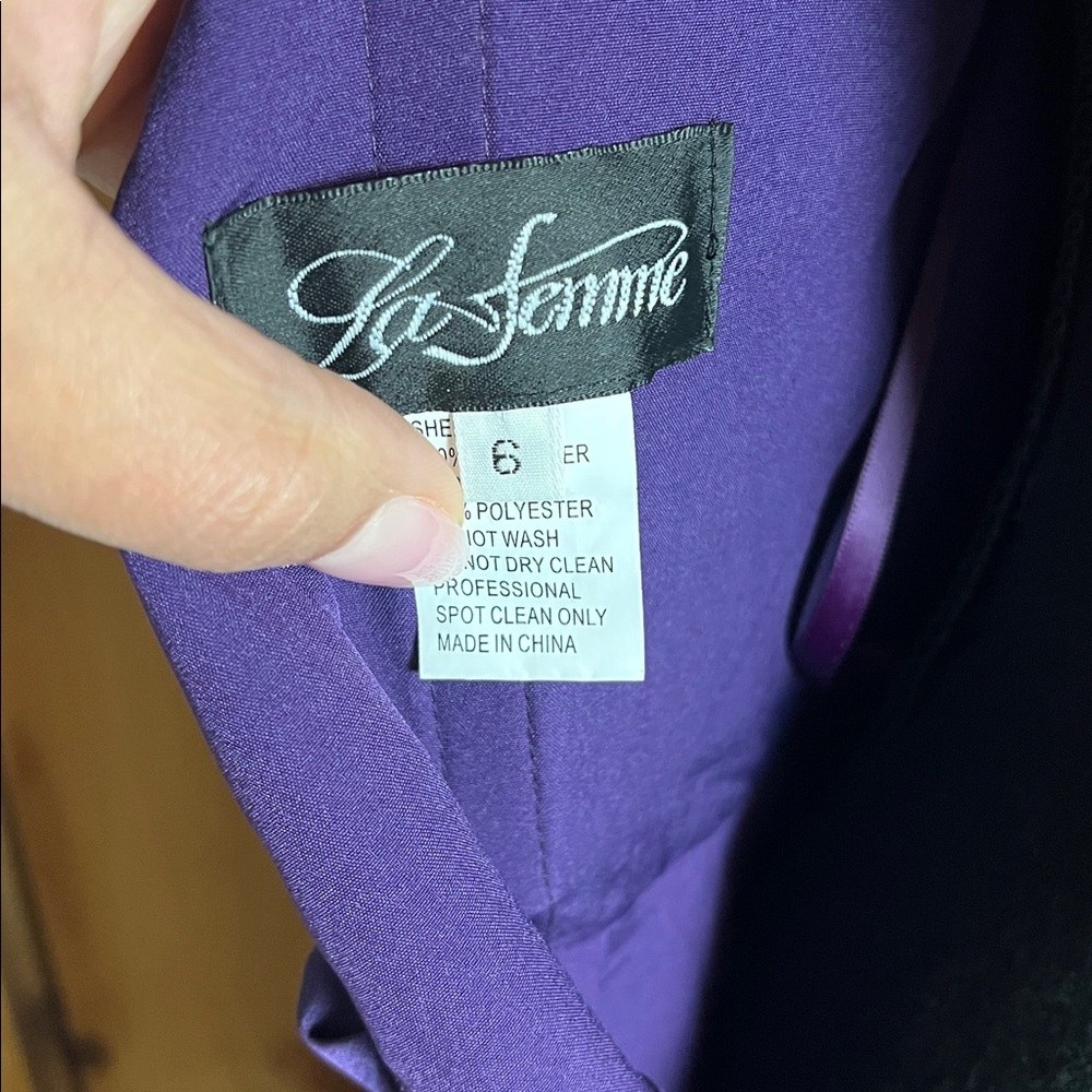 NWOT LA FEMME Plum Maxi Gown - Picture 9 of 9